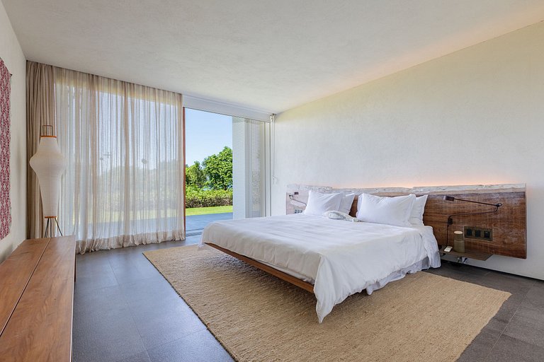Bah005 – Luxury Design Villa in Trancoso
