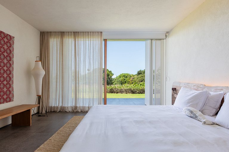 Bah005 – Luxury Design Villa in Trancoso