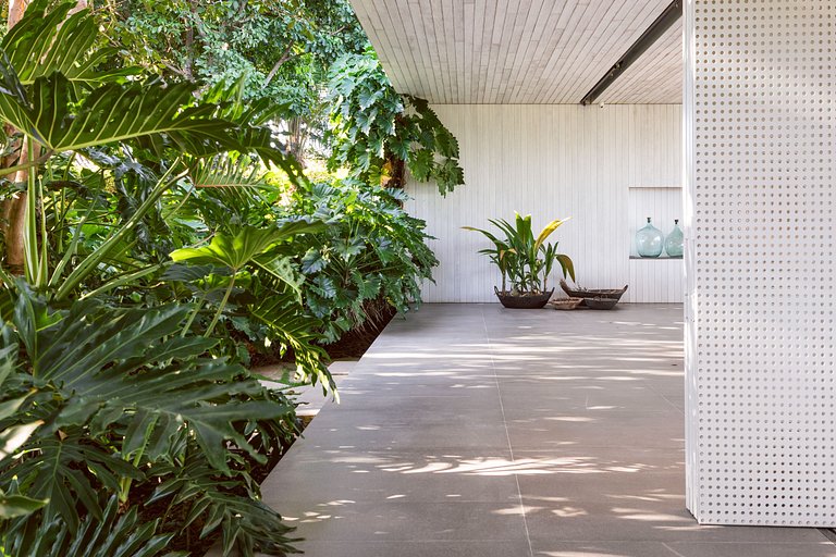 Bah005 – Luxury Design Villa in Trancoso