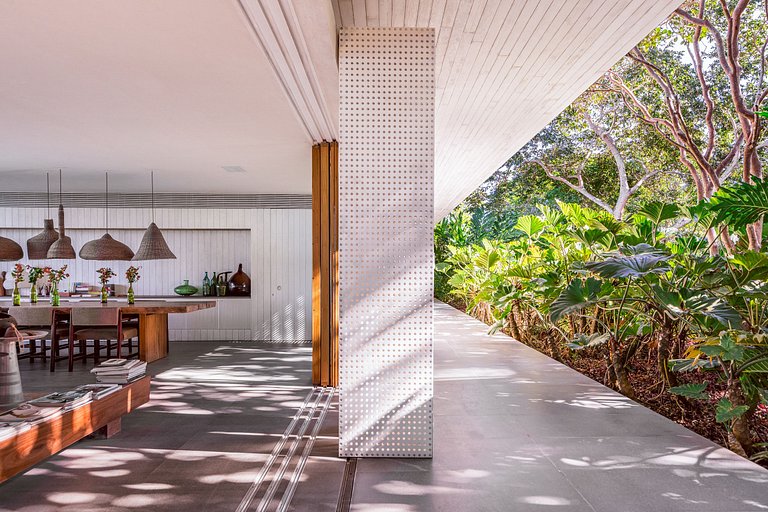 Bah005 – Luxury Design Villa in Trancoso