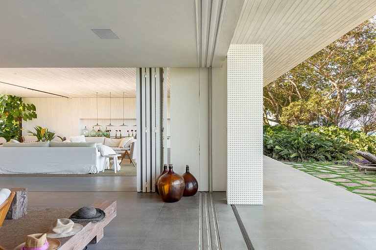 Bah005 – Luxury Design Villa in Trancoso