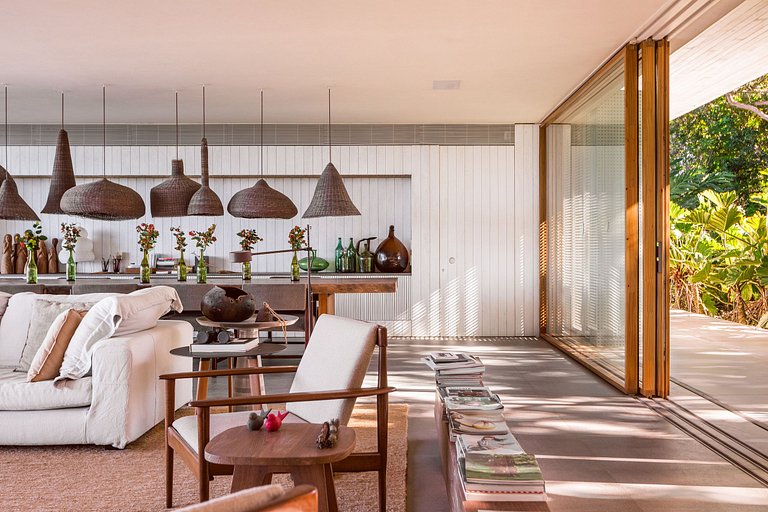 Bah005 – Luxury Design Villa in Trancoso