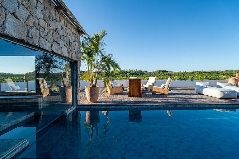 Bah074 - Imposing house over Trancoso River valley