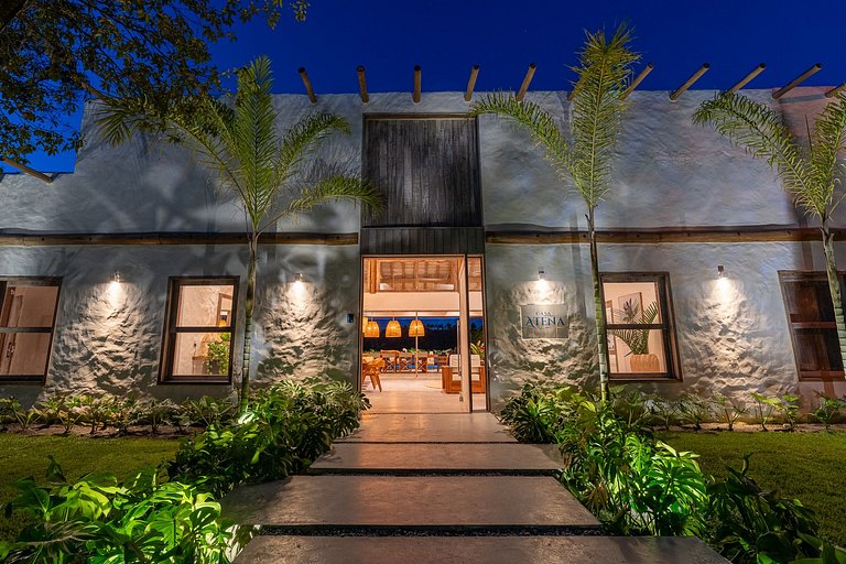 Bah074 - Imposing house over Trancoso River valley