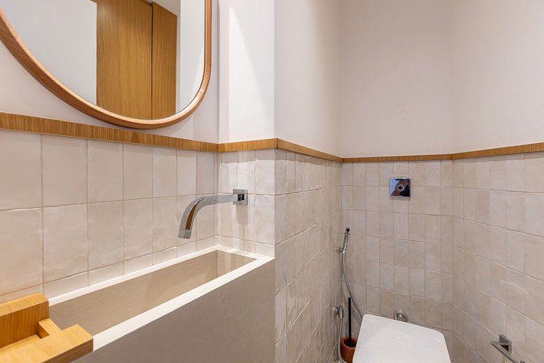 Rio008 - Penthouse for rent in Leblon