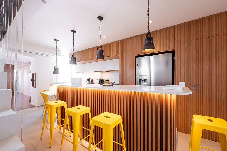 Rio210 – Penthouse dúplex de 3 dormitorios en alquiler a med