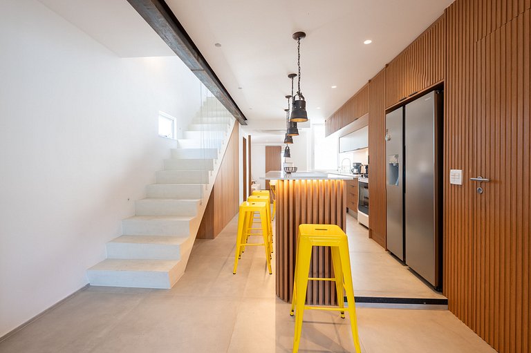 Rio210 – Penthouse dúplex de 3 dormitorios en alquiler a med