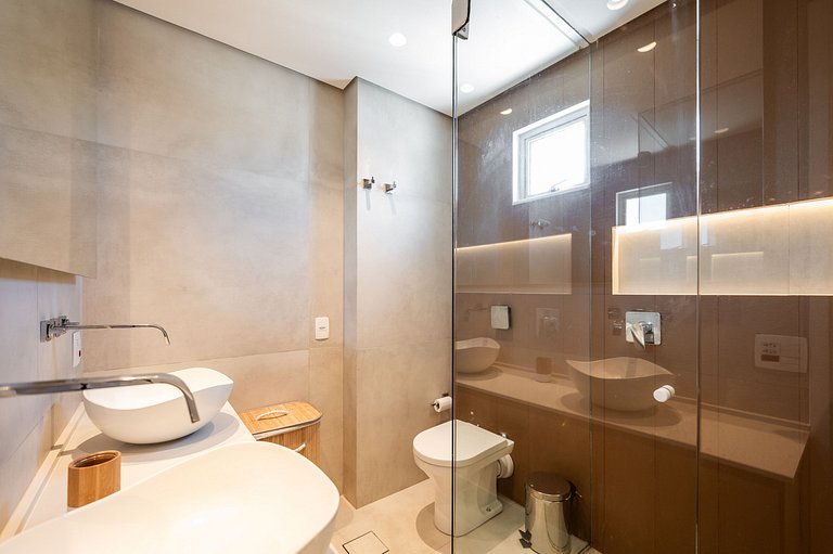 Rio210 - 3 bedroom penthouse for rent mid-term