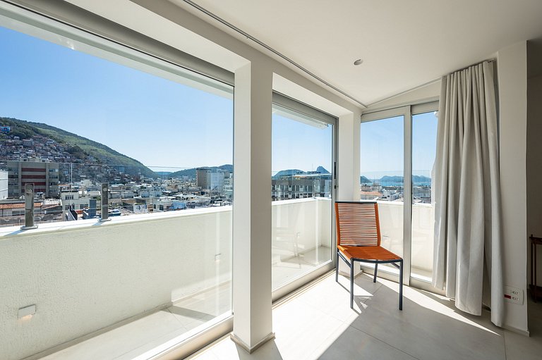 Rio210 – Penthouse de 3 chambres à louer en moyen terme
