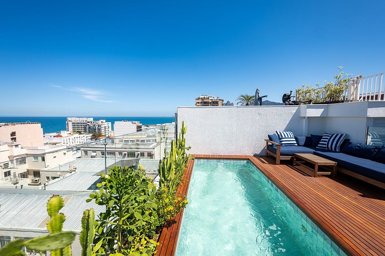 Rio210 - 3 bedroom penthouse for rent mid-term