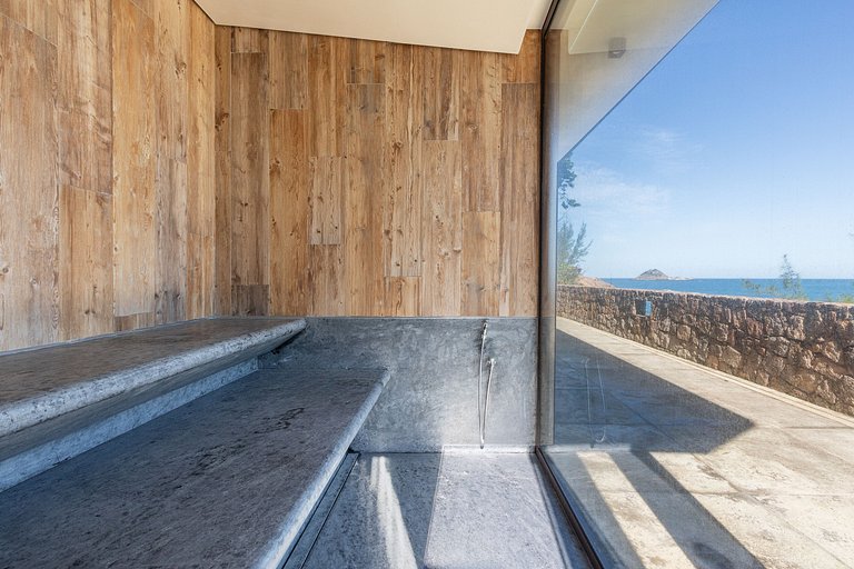 Rio025 - Stunning Beachfront Villa in Joatinga