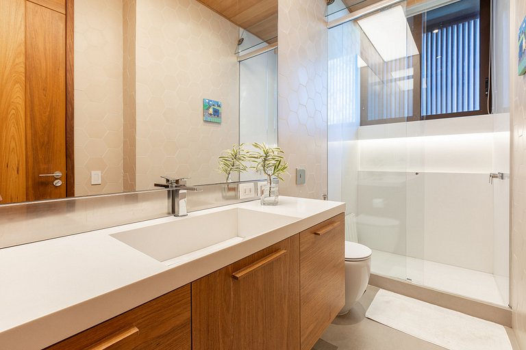 Rio025 - Stunning Beachfront Villa in Joatinga