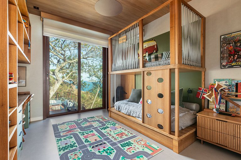 Rio025 - Stunning Beachfront Villa in Joatinga