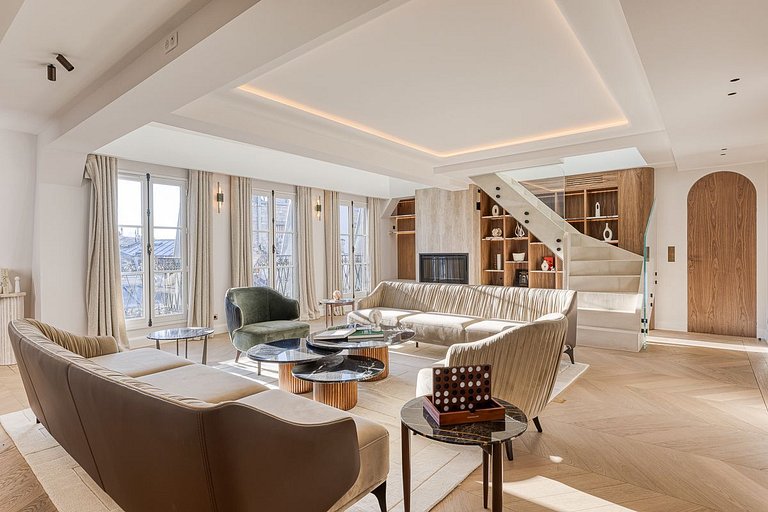 Par292 - Duplex de luxe de 5 chambres avec vues