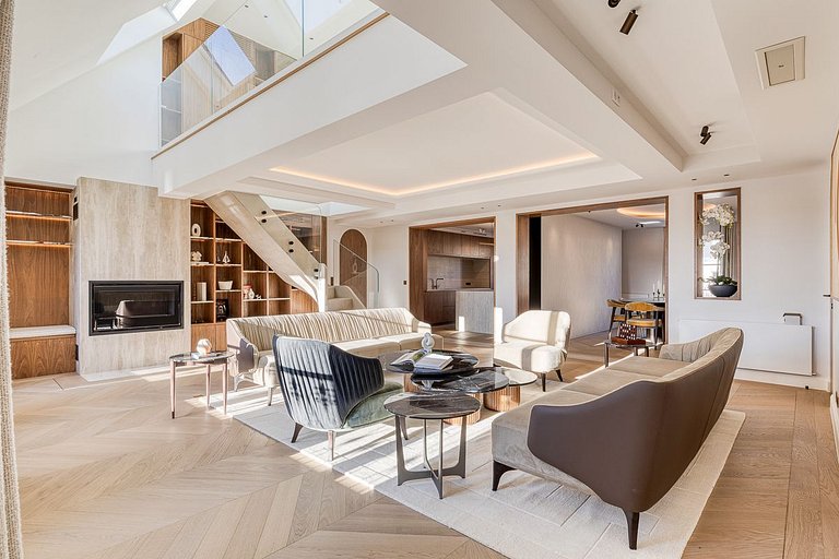 Par292 - Luxury 5 bedroom duplex with views