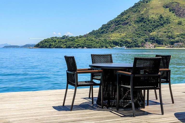 Ang064 - Luxury oceanfront villa in Angra os Reis