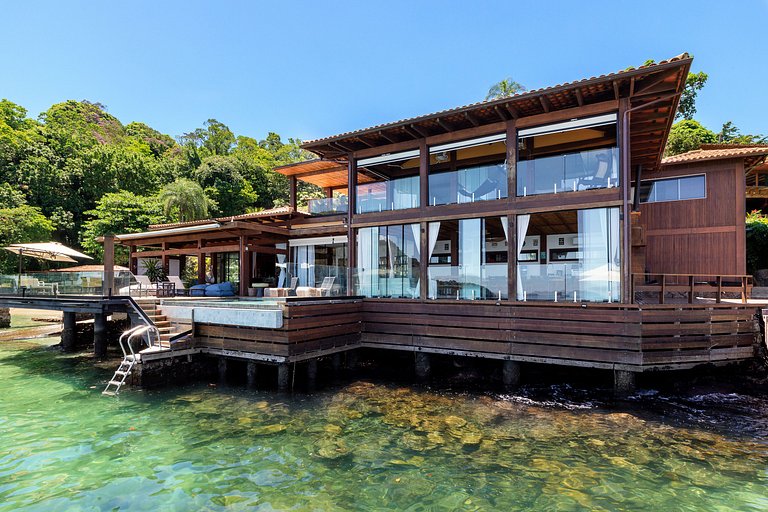 Ang064 - Maison de luxe en bord de mer à Angra dos Reis