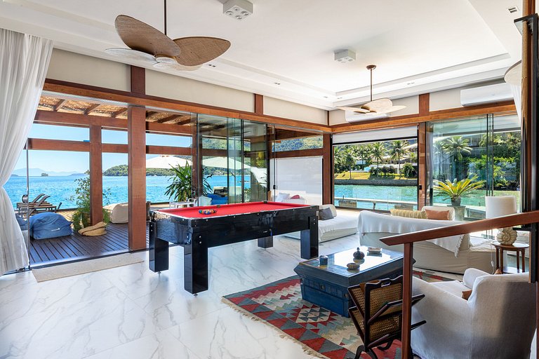 Ang064 - Villa de luxe en bord de mer à Angra dos Reis