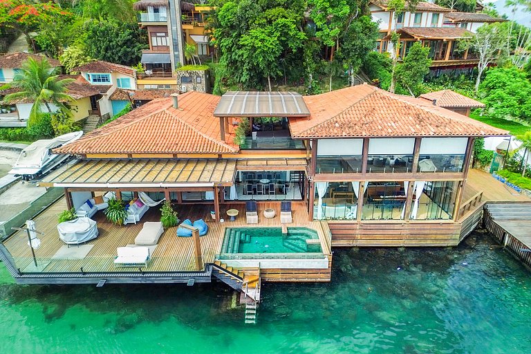 Ang064 - Luxury oceanfront villa in Angra os Reis