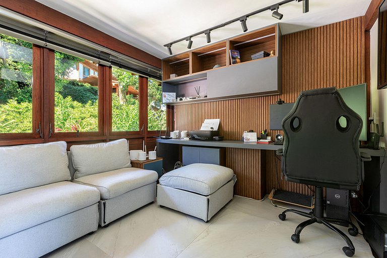 Ang064 - Maison de luxe en bord de mer à Angra dos Reis