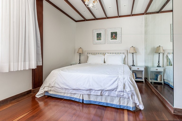 Ang064 - Maison de luxe en bord de mer à Angra dos Reis