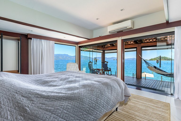 Ang064 - Maison de luxe en bord de mer à Angra dos Reis