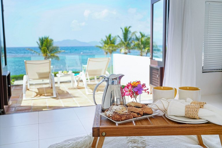 Aia004 – Elegant seafront villa in Little Harbour in Anguill