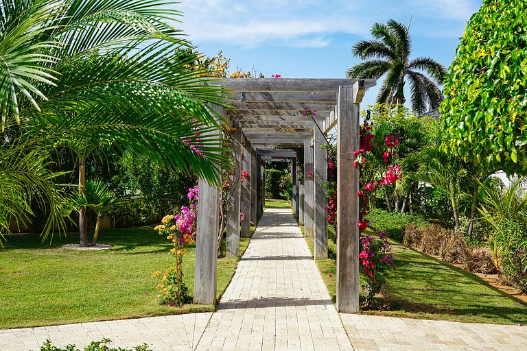 Aia004 – Elegant seafront villa in Little Harbour in Anguill