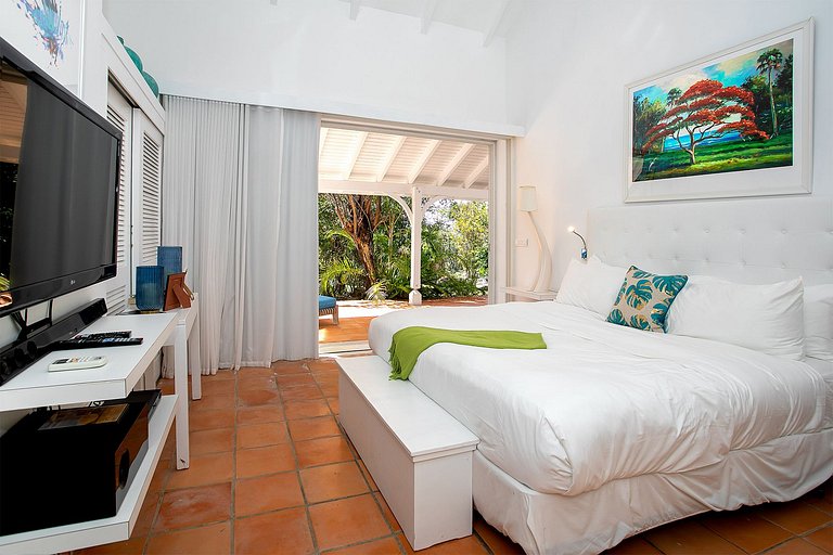Sxm001 – Cliffside oceanview villa in Terres Basses