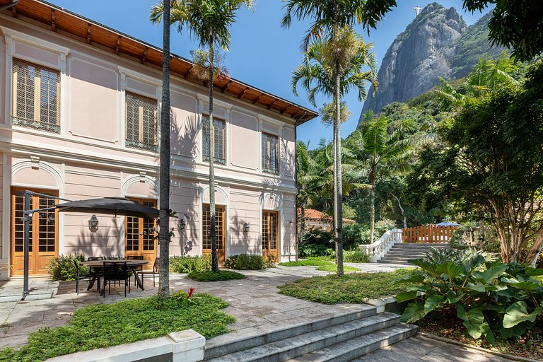 Rio013 - Luxury mansion with pool in Rio