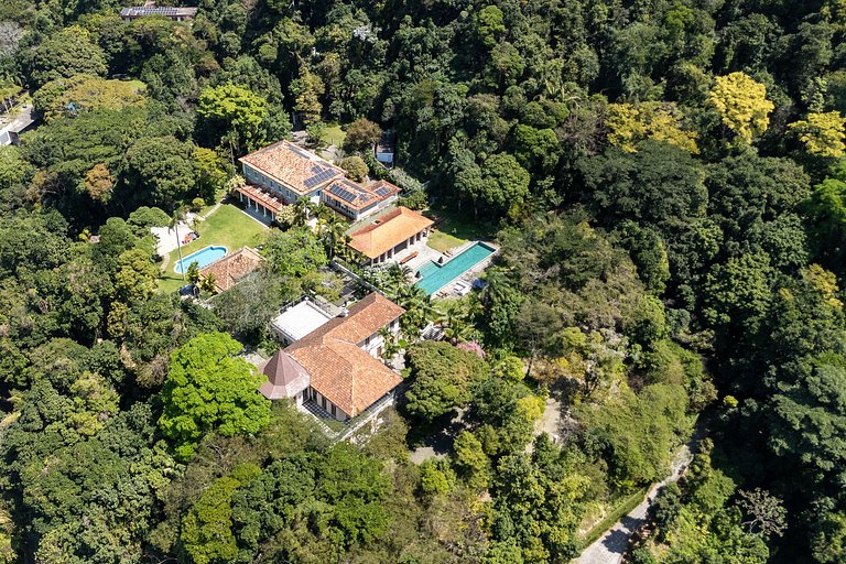 Rio013 - Luxury mansion with pool in Rio
