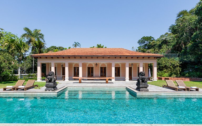 Rio013 - Luxury mansion with pool in Rio