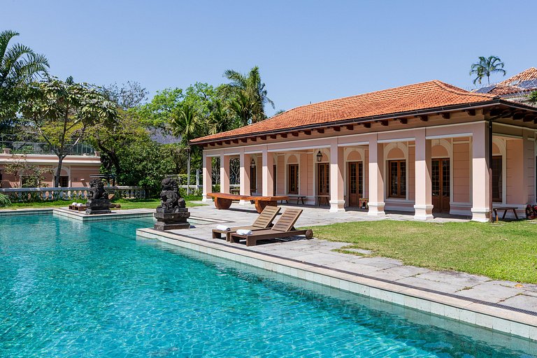 Rio013 - Luxury mansion with pool in Rio