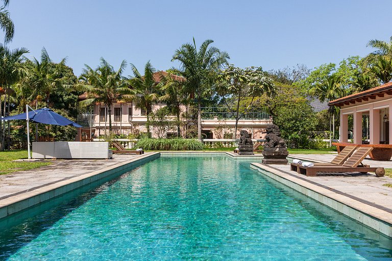 Rio013 - Luxury mansion with pool in Rio