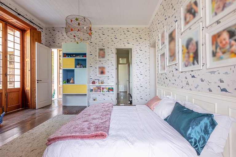 Rio013 - Vende-se imóvel histórico no Jardim Botânico