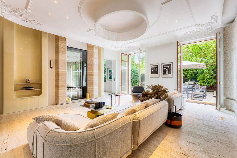 Par051 - Luxury apartment with garden Avenue Foch