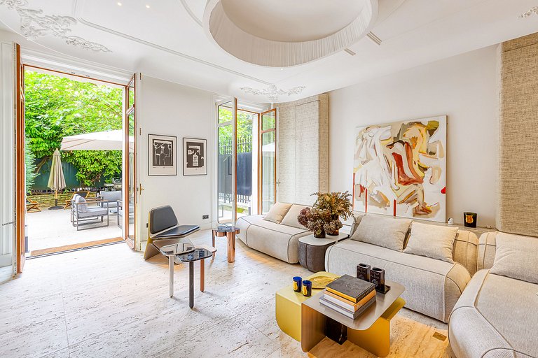 Par051 - Appartement luxueux avec jardin privé