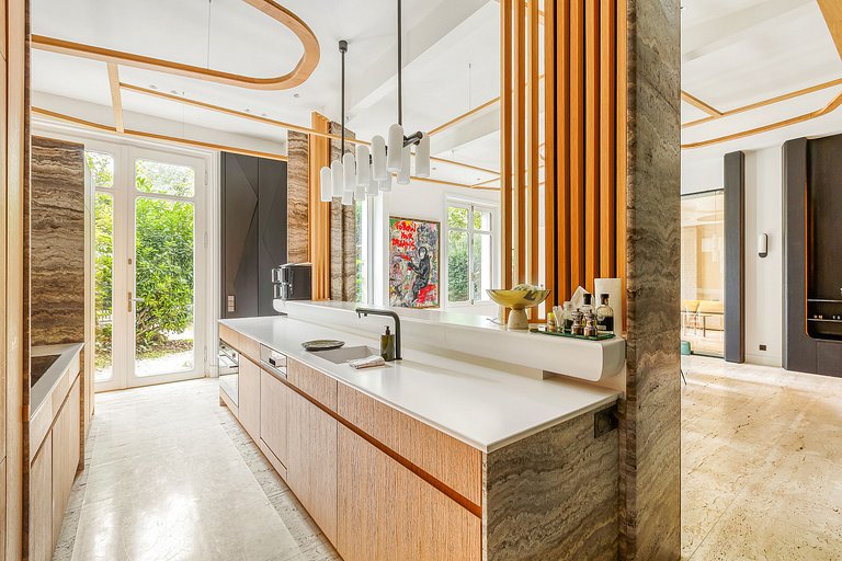 Par051 - Luxury apartment with garden Avenue Foch