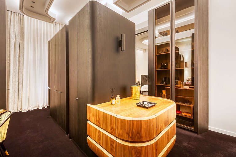 Par051 - Luxury apartment with garden Avenue Foch