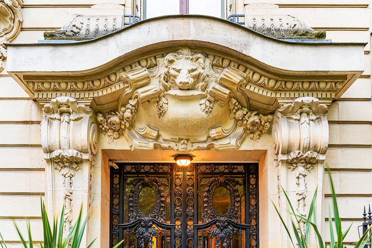 Par051 - Appartement luxueux avec jardin privé