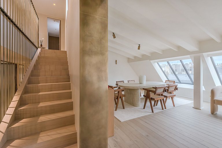 Par291 - Amazing 5 bedroom duplex in Triangle d'Or
