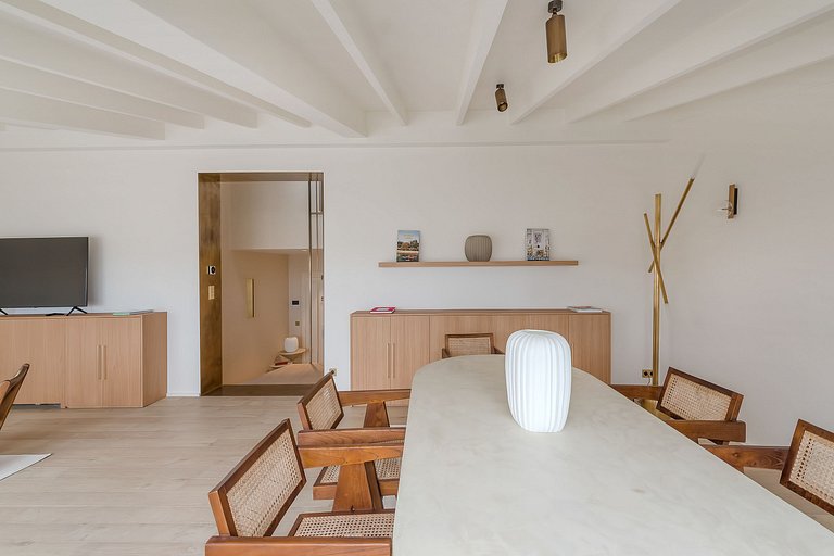 Par291 - Magnifique duplex dans le Triangle d'Or