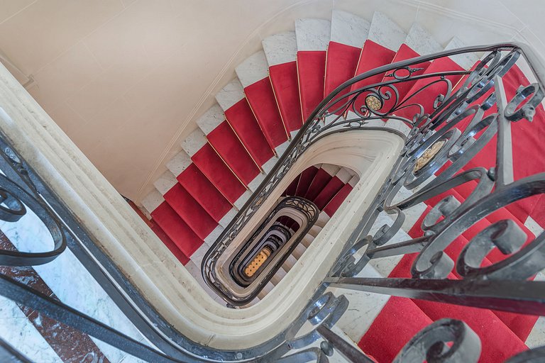 Par291 - Amazing 5 bedroom duplex in Triangle d'Or