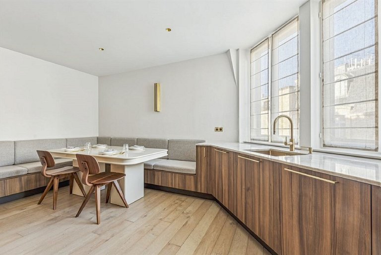 Par291 - Amazing 5 bedroom duplex in Triangle d'Or