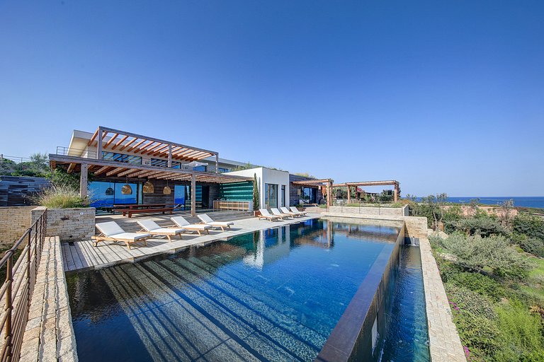 Car009 - Villa de lujo en Cala Longa