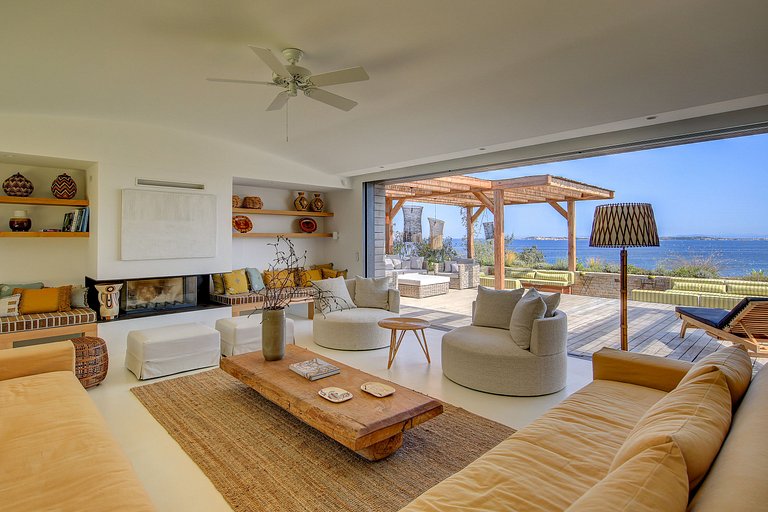 Car009 - Mansão de luxo em Cala Longa