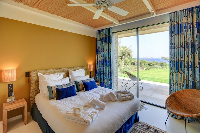 Car009 - Villa de lujo en Cala Longa