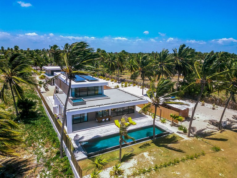 Cea075 – Beachfront House in Guajiru Island, Ceará
