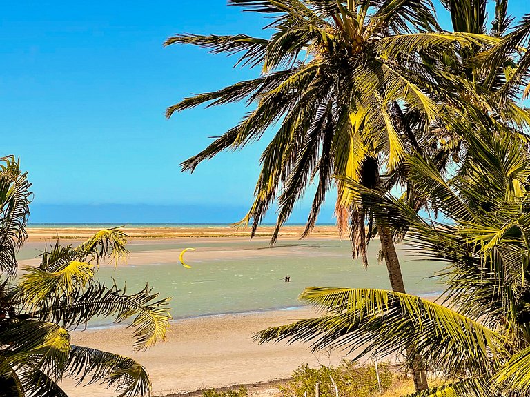 Cea075 – Beachfront House in Guajiru Island, Ceará