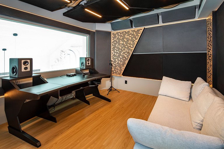 Rio070 - Architectural Masterpiece in Joá